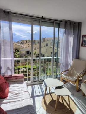 Duplex 4 P 35m² 300m mer parking